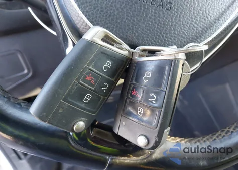 2018 Volkswagen Tiguan 2.0T Se/2.0T Sel from USA, damaged, VIN 3VV2B7AXXJM120444